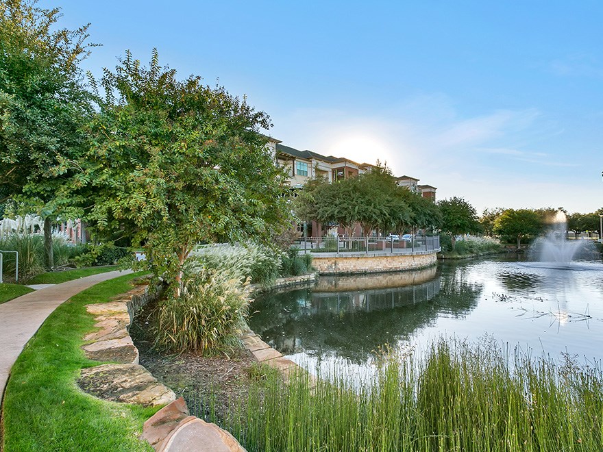 Prairie Crossing Metropolitan Development Group LLC